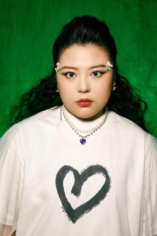 M·A·C魅可攜手女明星顛覆狂歡派對，一起敢玩“妝”的