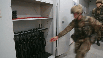 清障開路、架橋越壕！工化尖兵有&OpenCurlyDoubleQuote;神通&rdquo;