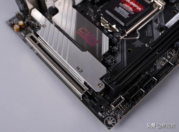 七彩虹 CVN B560I GAMING 搭 聯力 Q58 ITX 平臺 裝機展示 七彩虹 CVN B560I GAMING 搭 聯力 Q58 ITX 平臺 裝機展示