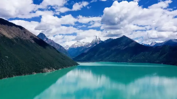 駕賓士SUV探索318（下）：一車一世界