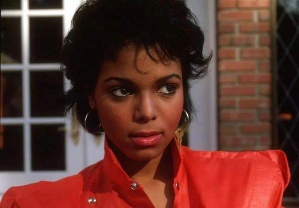 4位&OpenCurlyDoubleQuote;過氣&rdquo;歐美歌星現狀：患病、隱退、賣小影片維生