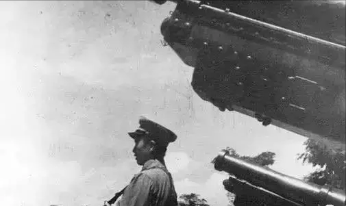 符振中說普通話和廣東話都很費力，葉劍英：用海南話吧，我翻譯