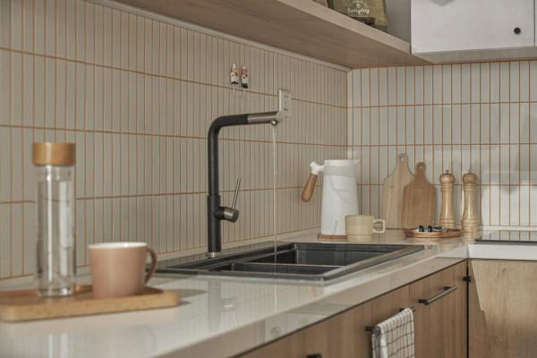 獨居59㎡佈置得滿滿當當，溫馨治癒，女屋主：安全感是自己給的