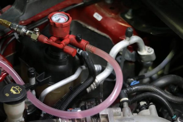 怪獸修車：翻新一輛&quot;破舊&quot;的二手福特探險者，最終&quot;舊車&quot;變新車