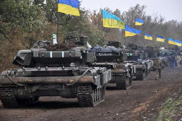 28日軍情急報！美軍疫情全面失控，艦艇趴窩飛行員不夠，機會來了