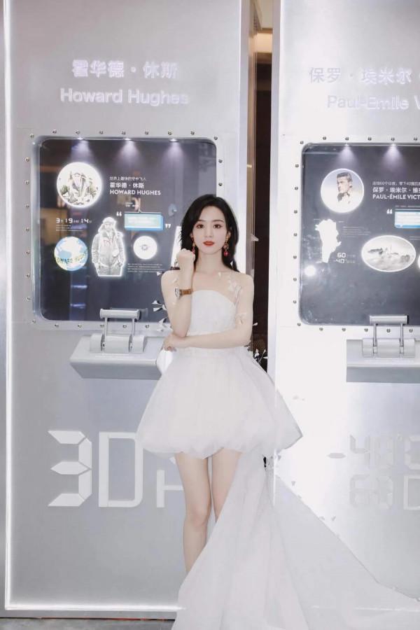 趙麗穎五套白色穿搭，美出了新高度俏皮，冷豔，仙氣，清純，高貴