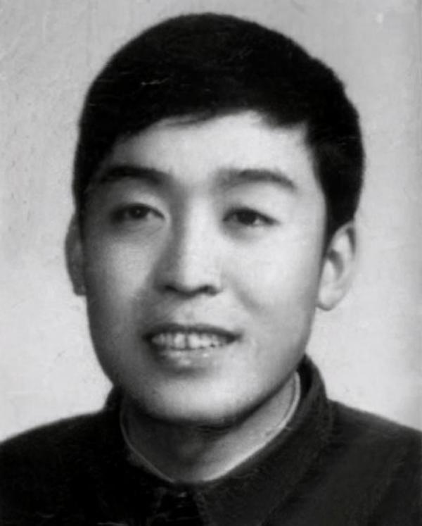 2018年師勝傑因肝癌去世，曾力挺郭德綱，德雲社為何無人出席葬禮