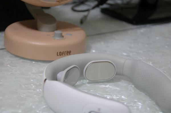 有了這款摩摩噠智慧頸椎按摩儀,每天即可盡情享受頸部護理 有了這款摩摩噠智慧頸椎按摩儀,每天即可盡情享受頸部護理