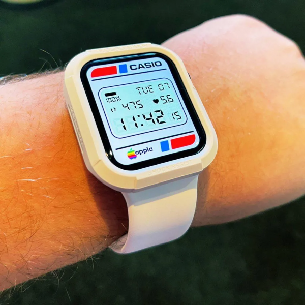 太空人錶盤抄襲!華為手錶火爆全網收入1300萬的設計啥情況? 太空人錶盤抄襲!華為手錶火爆全網收入1300萬的設計啥情況?