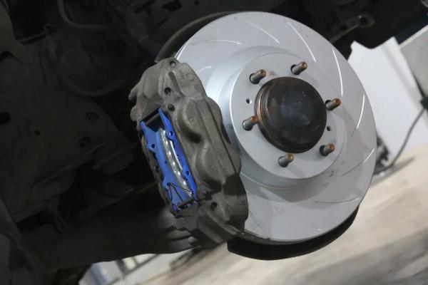 怪獸修車:整備17萬公里豐田普拉多LC150,精心施工,再現完美 怪獸修車:整備17萬公里豐田普拉多LC150,精心施工,再現完美