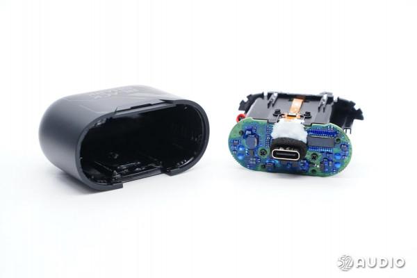 黑鯊鳳鳴真無線藍芽耳機拆解，自研超低延時，支援遊戲超低延時