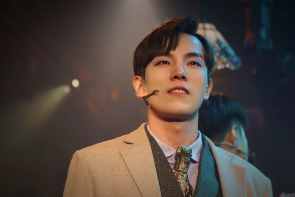 上海有棟“神秘”大廈，每晚都在上演一千零一夜