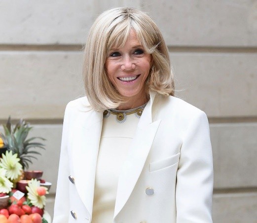 馬克龍有多放不下布麗吉特?每90分鐘通一次電話,在外寸步不離 馬克龍有多放不下布麗吉特?每90分鐘通一次電話,在外寸步不離