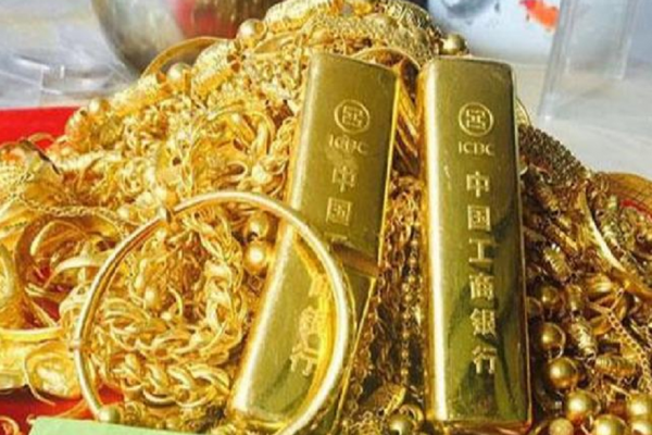 國內黃金金價暴跌：22年02月12日，千足金、各銀行黃金最新金價表
