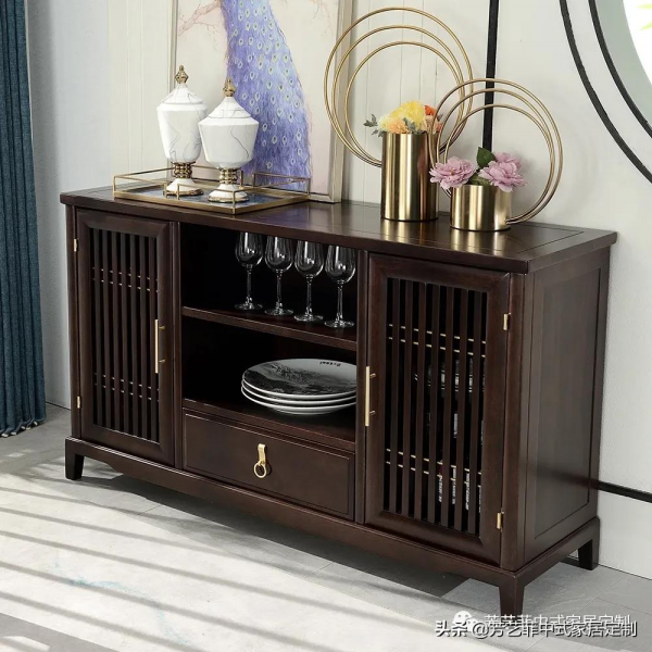 148㎡新中式，黑檀+黑胡桃傢俱，通透禪意，一進門就被治癒了