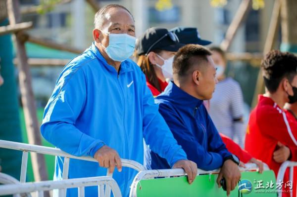 「聚焦十四運」72歲冠軍教練到場觀戰：拼到最後就是最棒的