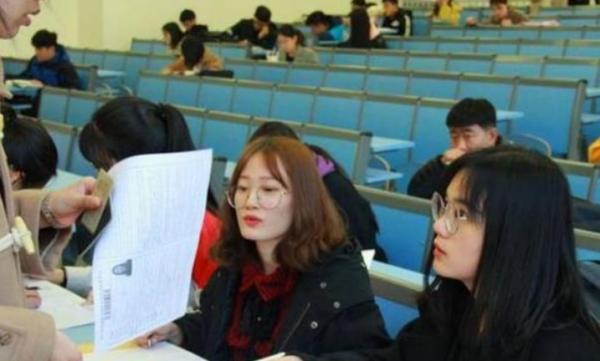 二本生扎堆考研，拿下初試卻屢次在複試“栽跟頭”，導師說出原因