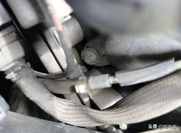 幾萬塊的賓士S600你們敢買嗎？這種車況檢測師看到都眼饞