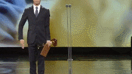 同樣是演軍人，肖戰張譯氣場強，黃景瑜像小混混，差別在於體態？