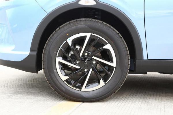 夠新奇還夠有趣,專為年輕人打造,續航401km,試駕哪吒V 夠新奇還夠有趣,專為年輕人打造,續航401km,試駕哪吒V