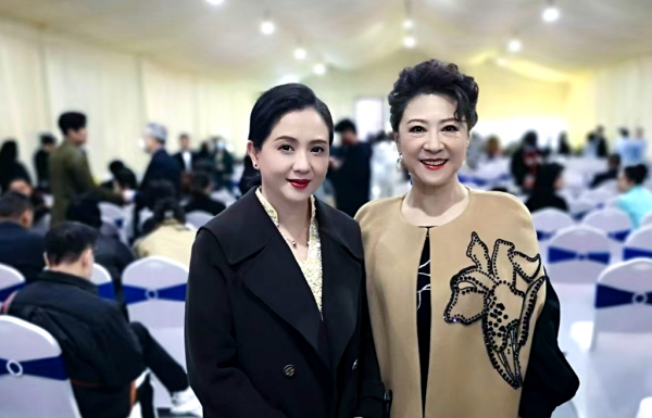 “天下第一嫂”王馥荔，72歲了依舊優雅端莊，狀態如“少女”