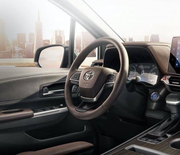 30.98萬起，國產賽那上市了，哪個配置最值得買？