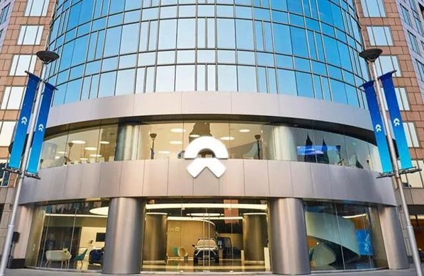 當商場變身汽車專賣店 特斯拉為何選擇迴歸傳統? 當商場變身汽車專賣店 特斯拉為何選擇迴歸傳統?