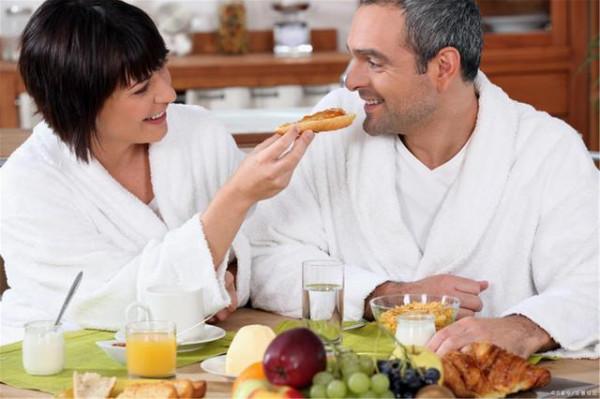 人到中年,想健康,五類常見的食物,少碰為妙!有你愛吃的嗎? 人到中年,想健康,五類常見的食物,少碰為妙!有你愛吃的嗎?