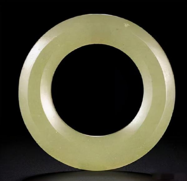 古玉界:蘇富比拍賣中國高古玉成交選錄 古玉界:蘇富比拍賣中國高古玉成交選錄