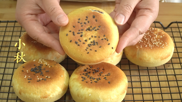 麵食又一個神奇做法，一碗黑米5個雞蛋，個個粘糯鮮香，好吃到爆