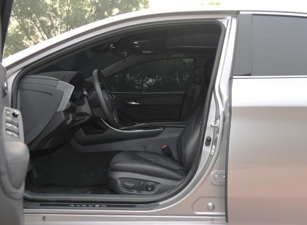 豐田亞洲龍:TNGA加持,號稱小“ES”,是20萬級的好選擇嗎? 豐田亞洲龍:TNGA加持,號稱小“ES”,是20萬級的好選擇嗎?