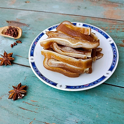 我這樣做滷豬耳,家人都愛吃 我這樣做滷豬耳,家人都愛吃