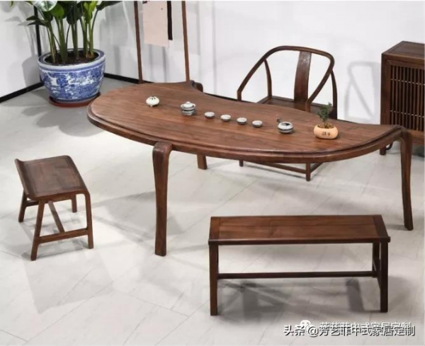 148㎡新中式，黑檀+黑胡桃傢俱，通透禪意，一進門就被治癒了