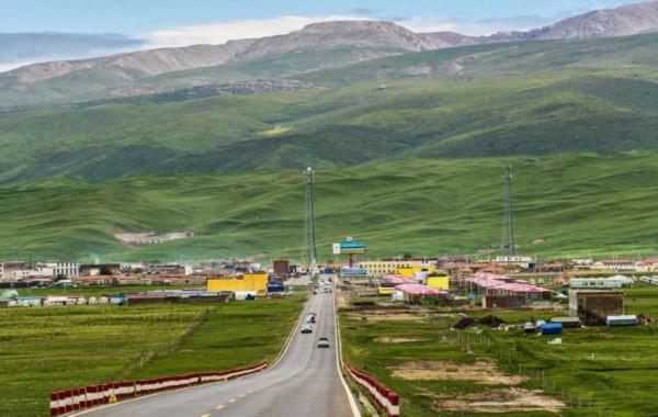 中國一處極像月球的地方，這裡的自然環境非常荒涼，孤獨而又神秘