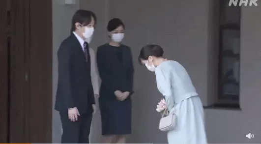 日本，為什麼扳不倒“皇權”？