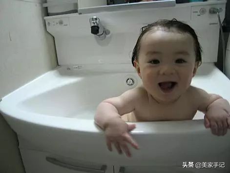 衛生間無論大小，做好這19個細節，入住家務減半，生活高效又輕鬆