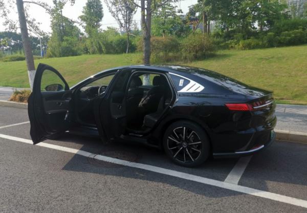 漢為觀止，與漢同行，慶自己提車