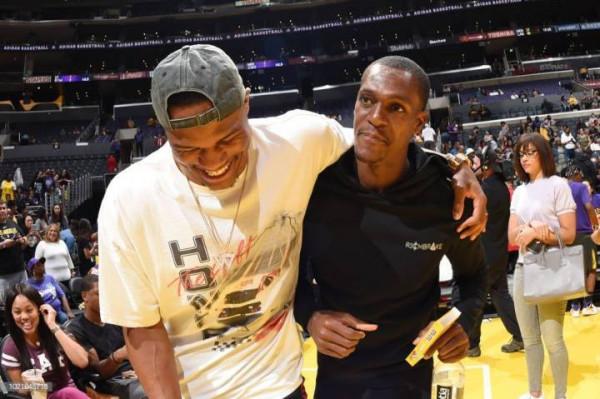 NBA球員肩寬分4個等級:隆多A級,濃眉魔獸SS級,那SSS有多猛? NBA球員肩寬分4個等級:隆多A級,濃眉魔獸SS級,那SSS有多猛?