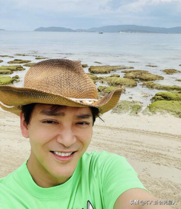 僵硬浮腫，像男芭比，中年男星動臉簡直是“災難現場”