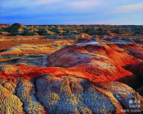 新疆有個五彩城