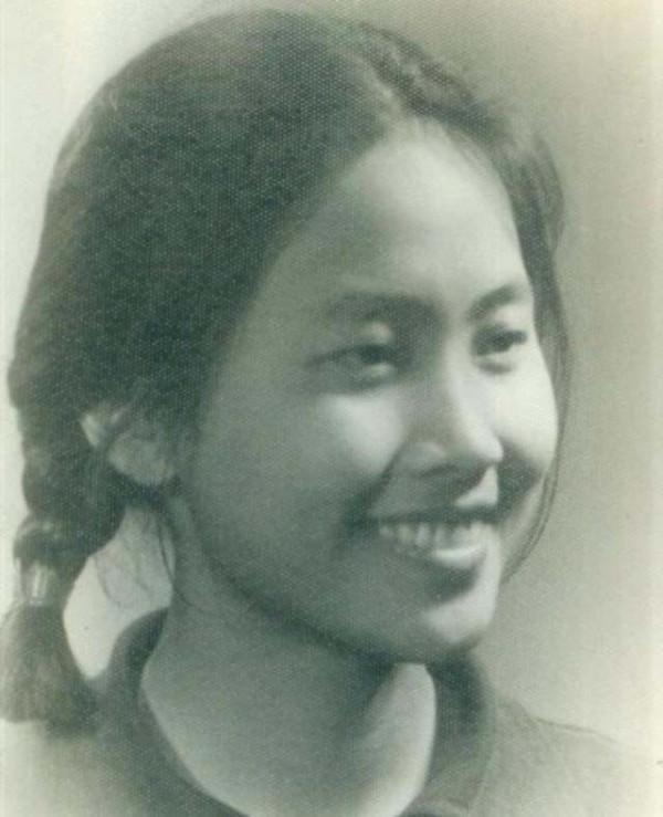 王海容:毛主席身邊的美女翻譯,深受周總理喜愛,可惜終身未嫁 王海容:毛主席身邊的美女翻譯,深受周總理喜愛,可惜終身未嫁