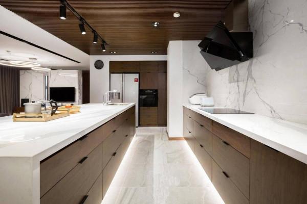 220㎡大平層,大橫廳7米長,換成我也心甘情願買高層,比別墅舒服 220㎡大平層,大橫廳7米長,換成我也心甘情願買高層,比別墅舒服