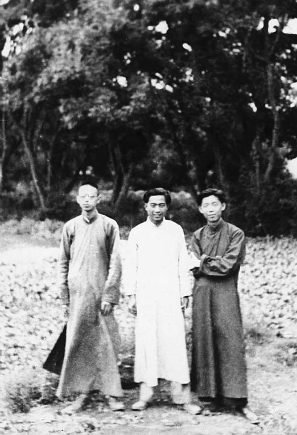 若覺生活不好玩，不妨讀讀汪曾祺