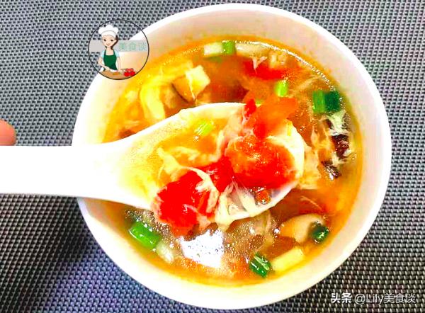 秋天,這素湯多給孩子喝,不放肉也很鮮,好做好吃,秋天吃特養人 秋天,這素湯多給孩子喝,不放肉也很鮮,好做好吃,秋天吃特養人