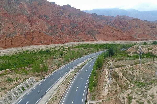 全新標緻4008環青海長測Day1：西寧開始遊記，今天目的地茶卡鎮！