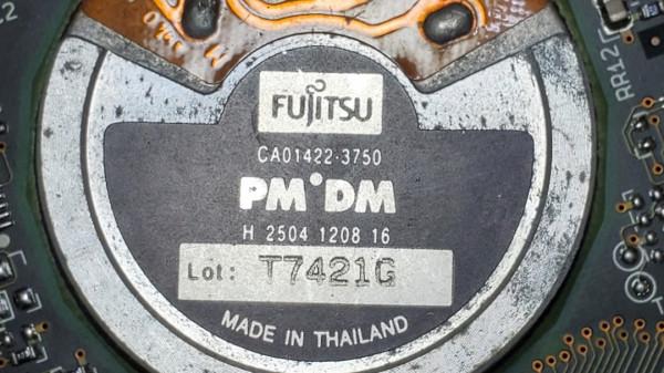 稀奇！20多年前的硬碟拆解