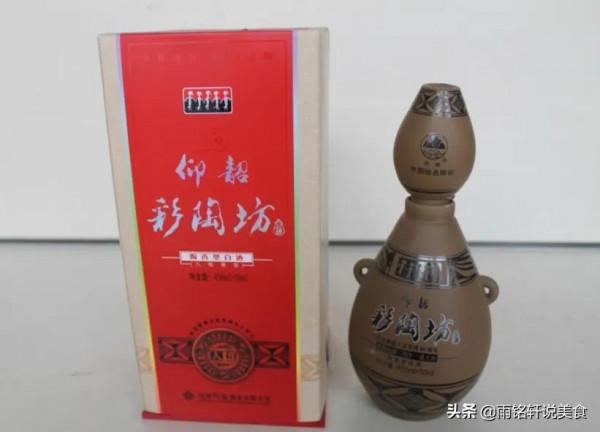 酒廠員工都喝什麼白酒？6款“光瓶”酒呼聲最高，原來好酒並不貴