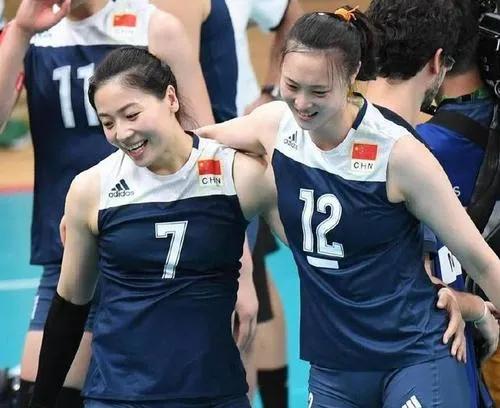 魏秋月的故事:亞洲最美二傳,與老公15歲就相識,曾被郎平催婚 魏秋月的故事:亞洲最美二傳,與老公15歲就相識,曾被郎平催婚