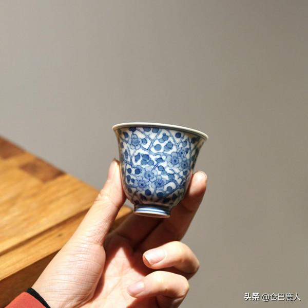 青花寒梅鈴鐺杯「遠山煙雨·青梅伴月」 青花寒梅鈴鐺杯「遠山煙雨·青梅伴月」