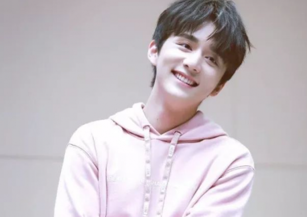 張新成分享的照片是不是應該取一個名字，叫：找找我在哪？